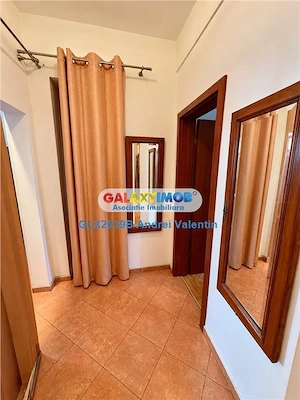 Apartament Piata Sfintii Voievozi - 2 Bai - 2 Balcoane - Victoriei - imagine 12