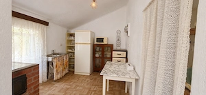 Casă renovată în Nădlac   3 camere spațioase, teren 908 mp, livadă cu pomi fructiferi - imagine 5