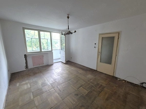 Apartament cu potențial excelent, zona Podgoria   etaj 3, comision 0% - imagine 4