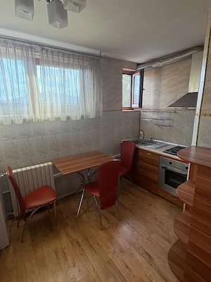 Apartament cu 2 camere, 60 mp, zona Rovine - imagine 3