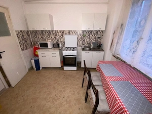 Proprietar | 2 camere decomandat 55 mp | Take Ionescu   Medicină - imagine 6