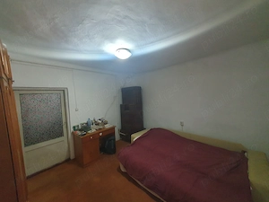 Casă bătrânească + curte de vânzare Voluntari - imagine 5
