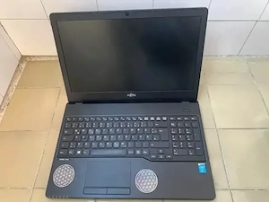 Vand laptop Fujitsu Lifebook A555