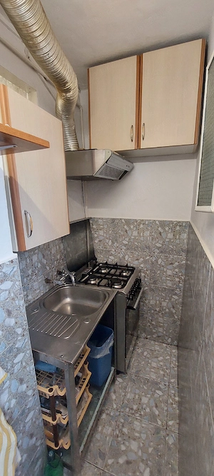 Persoana fizica inchiriez Apartament cu o Camera Zona Stefan Cel Mare - imagine 2
