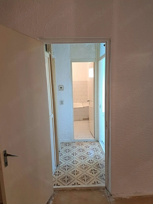 Vand apartament 2 camere Rm-Sarat - imagine 2