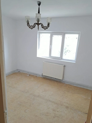 Vand apartament 2 camere Rm-Sarat