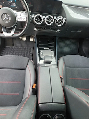 Mercedes GLA 200 D 4MATIC - imagine 10