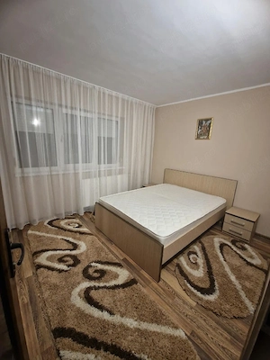 Apartament 2 camere de inchiriat etaj.1 
