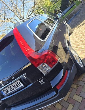 Urgent se vinde Volvo xc 90 model Elegance an 2011 cu 212590 km verificabil  - imagine 3
