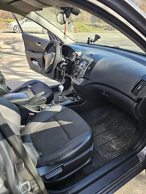Hyundai i30 1.6 CRDi   115 CP   2007   Întreținută   Investiții recente - imagine 8