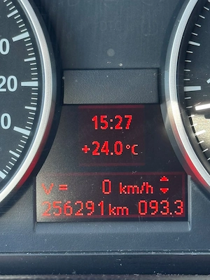 Vand BMW Seria 3 E90 LCI  - imagine 10