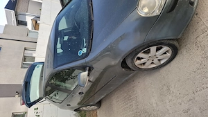 Golf 5 1,9 Tdi 105 cp - imagine 3