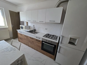De inchiriat apartament 3 cam loc Sacele jud Brașov  - imagine 3