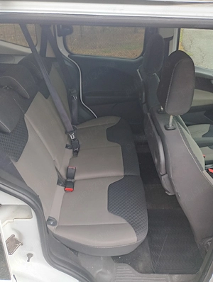 Ford Turneo Courier - imagine 5