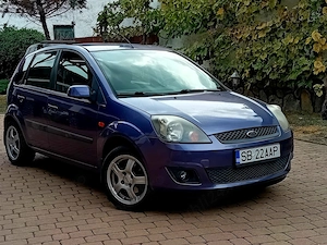 Ford fiesta ghia - imagine 6