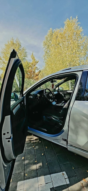 Volkswagen Touareg 3.0 TDI V6   204 CP   2012 - imagine 10