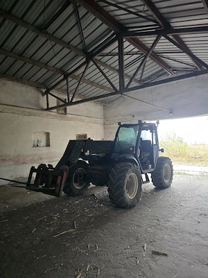 De vanzare incarcator telescopic New Holland LM435A - imagine 4