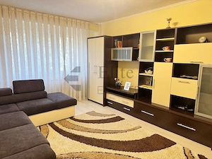 Apartament cu 3 camere de inchiriat in Decebal