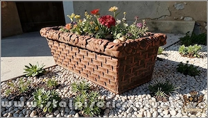 Jardinieră ornament flori, terracotta patinat, model J14.