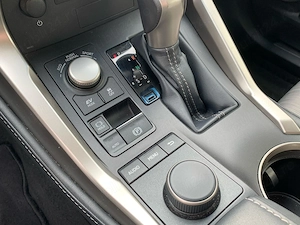 Lexus hibrid 124 000 km - imagine 6