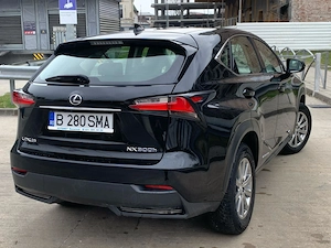 Lexus hibrid 124 000 km - imagine 4