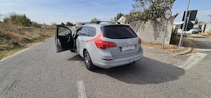 Vând Opel Astra J, motor 1.7 CDTI  - imagine 3