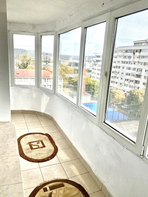 Închiriez garsonieră Frații Golesti transformată în 2 camere - imagine 6