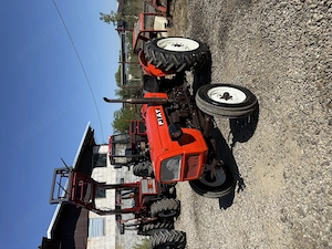 Vând tractor Fiat 415
