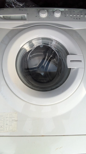 Mașina de spălat Beko 