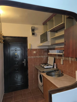 proprietar ofer spre inchiriat garsoniera zona Torontal