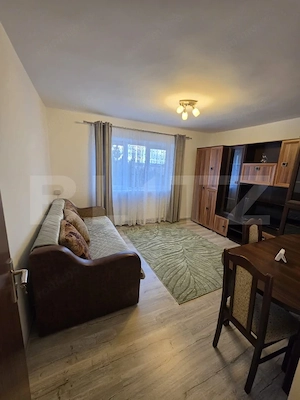 Apartament 2 camere, 45 mp, decomandat, zona strazii Primaverii