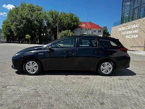 Toyota auris 1.8 hibrid 2017  - imagine 3