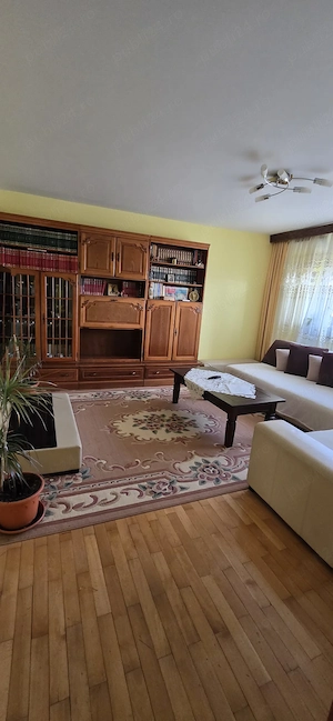 Apartament 3 camere etaj2 mobilat si utilat strada Mihail Kogalniceanu - imagine 2