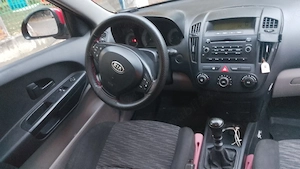 Kia Ceed 2008 | 1.4 Benzină | 141.000 km | București - imagine 5