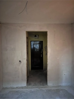 Vand garsoniera pe Nicolae Iorga Piatra Neamt - imagine 4