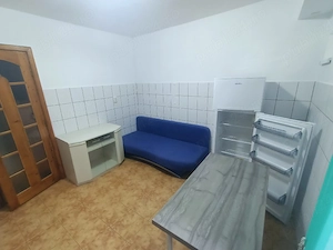 Sagului-Dambovita-Restaurant Nora,Cu Centrala Proprie, Mobilat Decent,300 E,Liber, Merita Văzut  - imagine 11