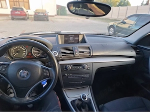 Vând BMW Seria 1, an 2009, motor 2.0 diesel, cutie manuală, 318.000 km. - imagine 5