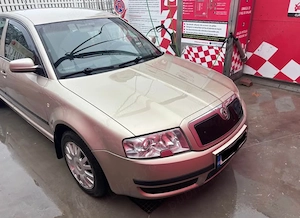 Vând skoda superb 2004 - imagine 2