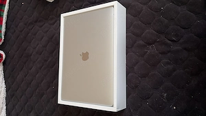 MacBook Pro 2020 13 pentru piese. 