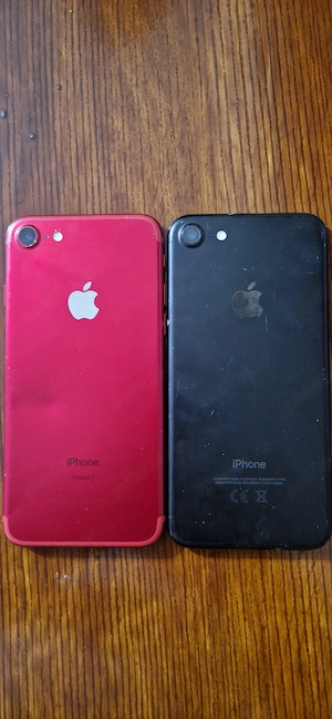 Vând doua iPhone 7 