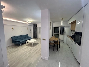 Chirie apartament 2 camere Milano Cafe