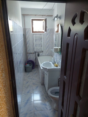 Vând  apartament  2 camere - imagine 2