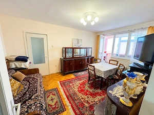 Apartament cu 2 camere, situat în zona ultracentrală a orașului Piatra-Neamț - imagine 7