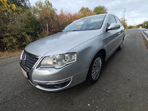 Volkswagen Passat B6 2.0 TDI   140 CP   An 2007 - imagine 4