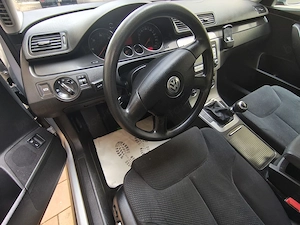 Volkswagen Passat B6 2.0 TDI   140 CP   An 2007 - imagine 5
