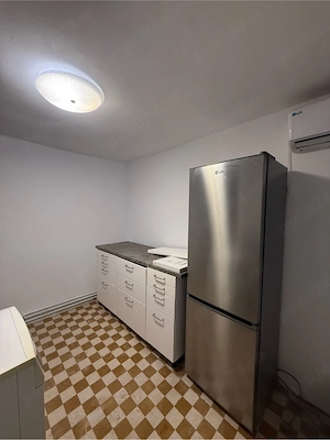 Inchiriez apartament 3 camere Mehala - imagine 2