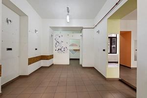 Apartament 2 camere, amplasat la cativa pasi de Primarie-Episcopiei 1 - imagine 5