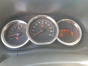 Vand Dacia Duster diesel automata 2017 121.612 km - imagine 4