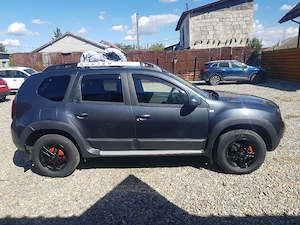 Vand Dacia Duster diesel automata 2017 121.612 km - imagine 2