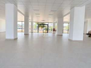 Spațiu comercial nou, 493.4 mp, vitrină 20 m, Suceava, zona Obcini - imagine 4